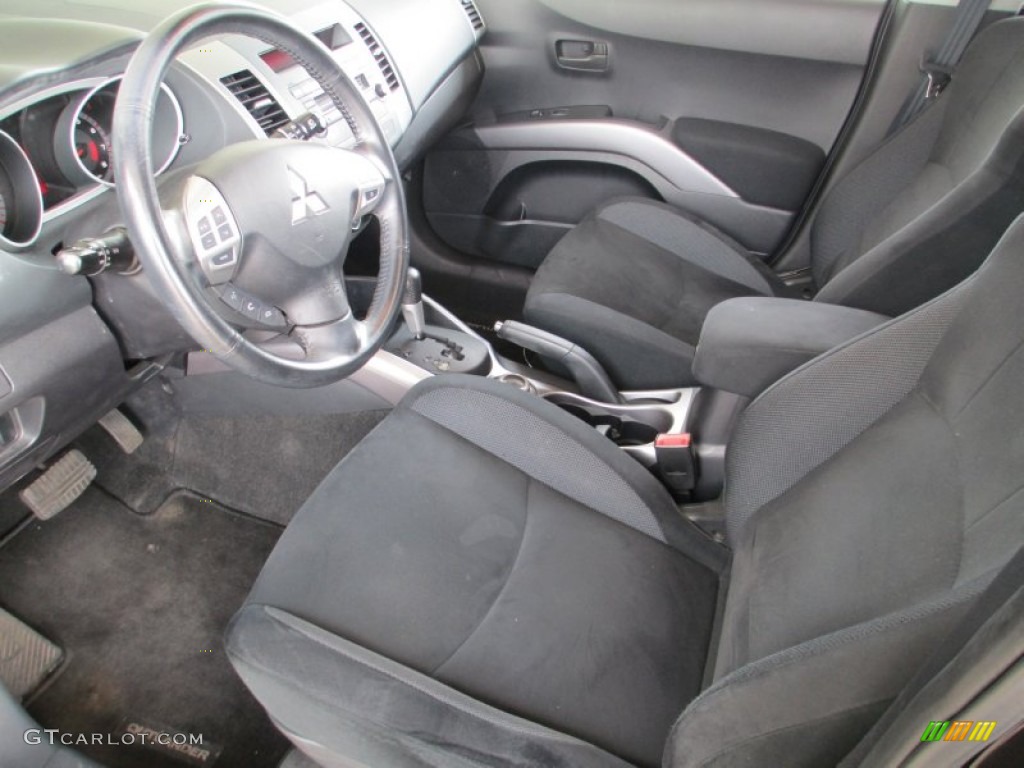 Black Interior 2007 Mitsubishi Outlander LS 4WD Photo #82374686