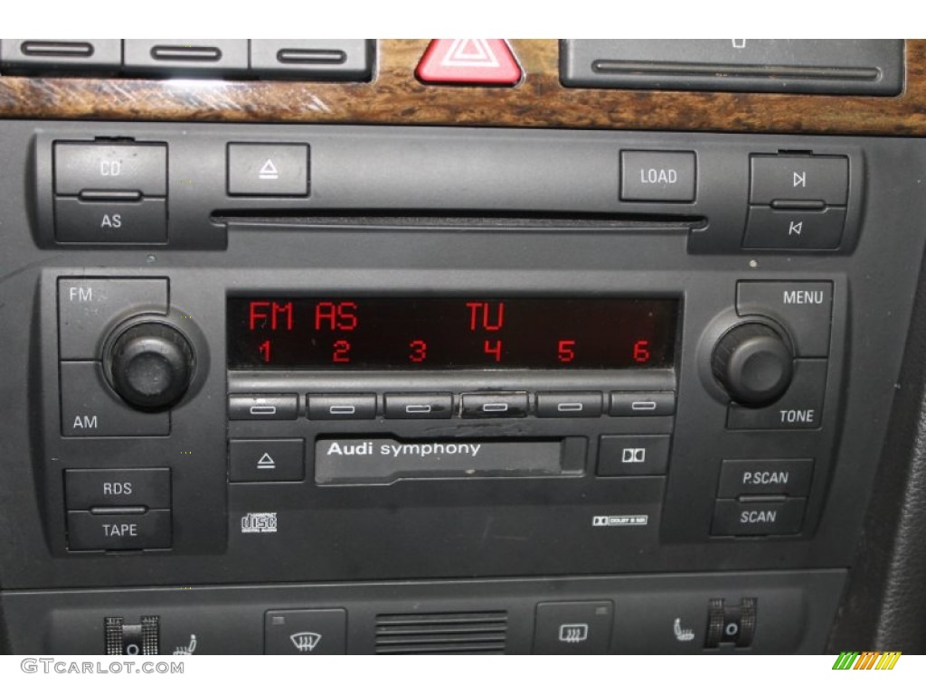 2002 Audi S6 4.2 quattro Avant Audio System Photos