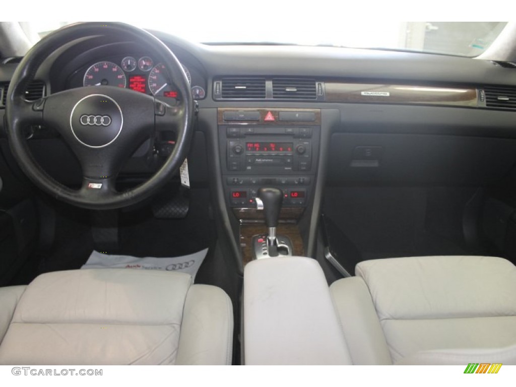 2002 Audi S6 4.2 quattro Avant Silver Dashboard Photo #82377583