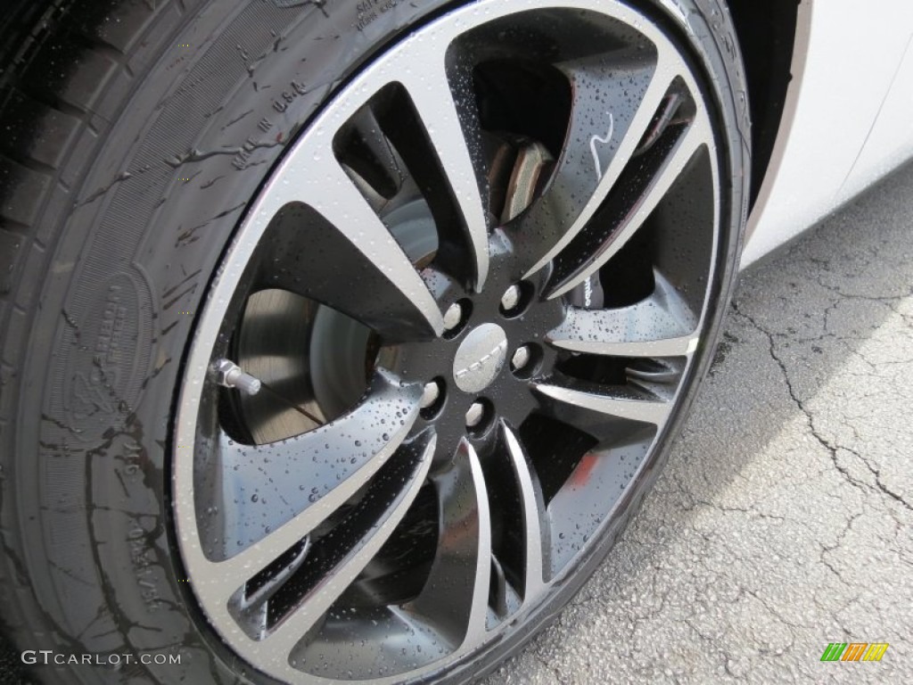 2013 Challenger SRT8 Core - Bright White / Dark Slate Gray photo #5