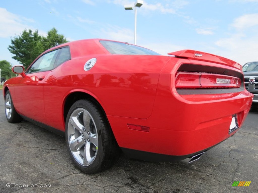 2013 Challenger R/T - TorRed / Dark Slate Gray photo #2