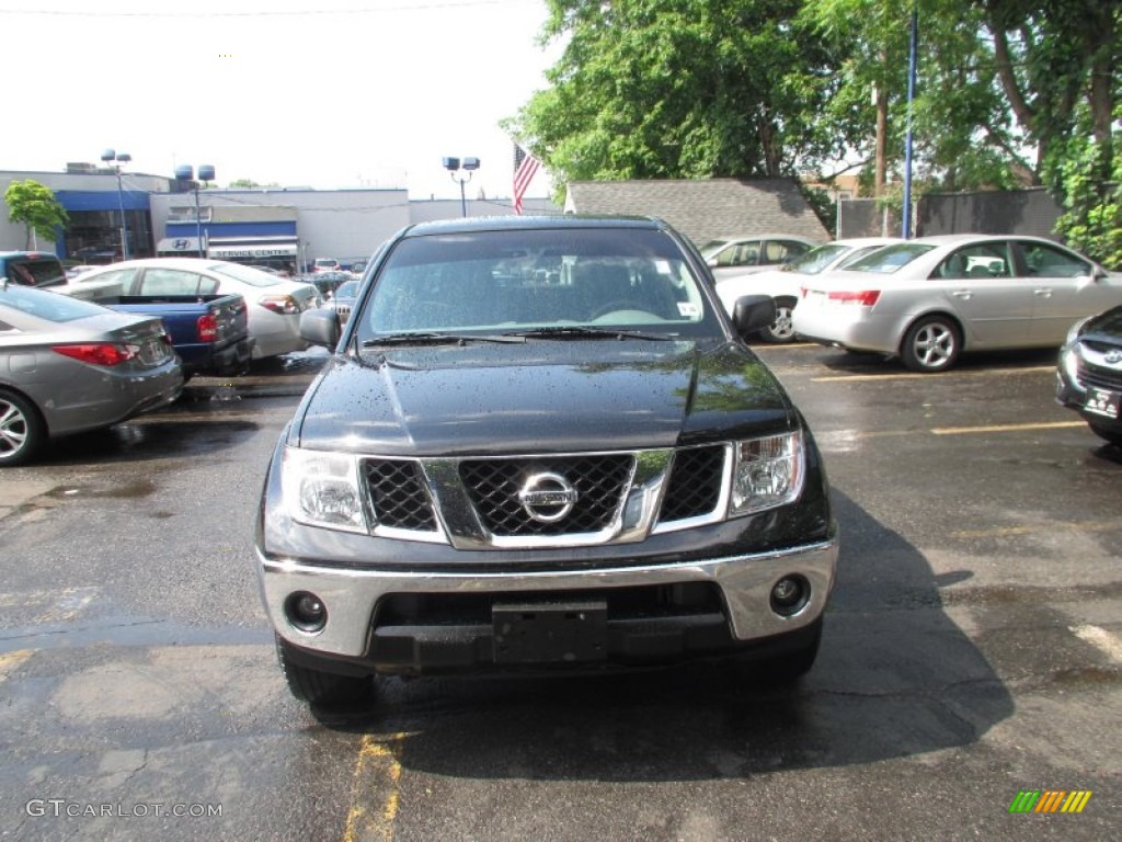 2007 Frontier SE Crew Cab 4x4 - Super Black / Steel photo #1