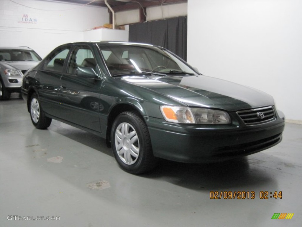 2001 Camry LE - Woodland Pearl / Oak photo #6
