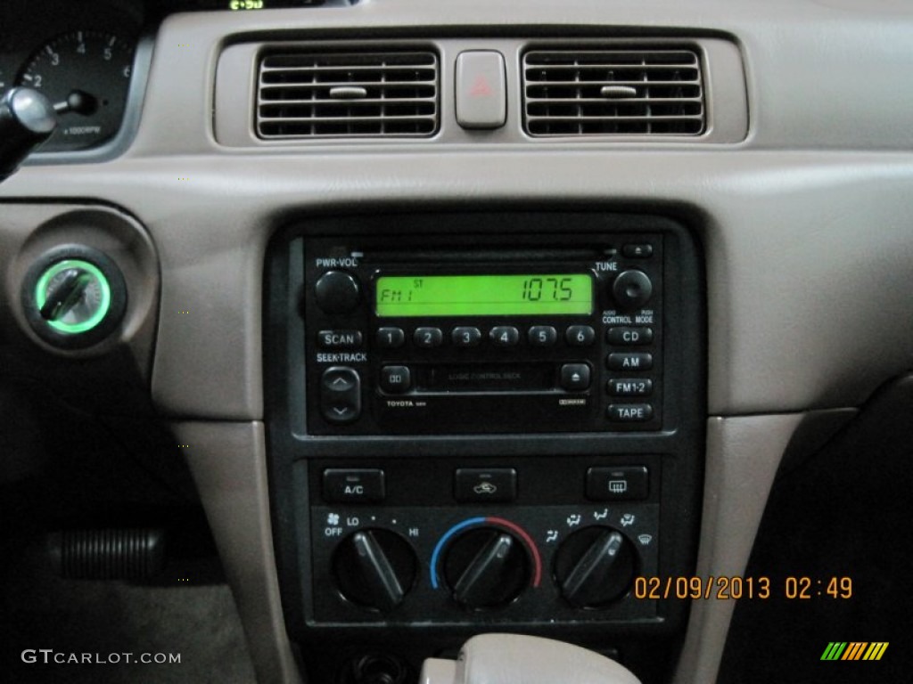 2001 Camry LE - Woodland Pearl / Oak photo #8
