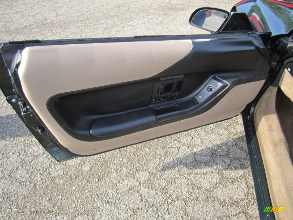 1994 Chevrolet Corvette Convertible Light Beige Door Panel Photo #82382863