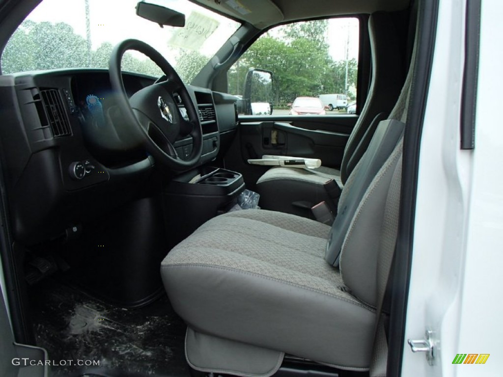 2013 Chevrolet Express Cutaway 3500 Moving Van Interior Color Photos