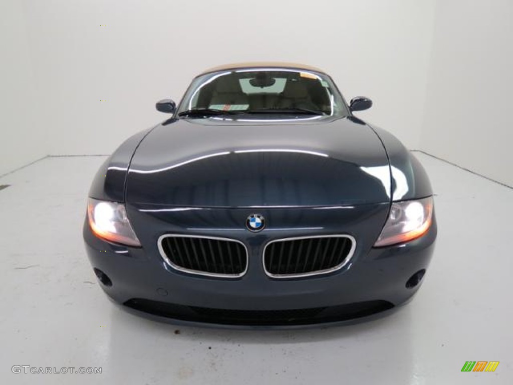 2005 Z4 2.5i Roadster - Toledo Blue Metallic / Dark Beige photo #2