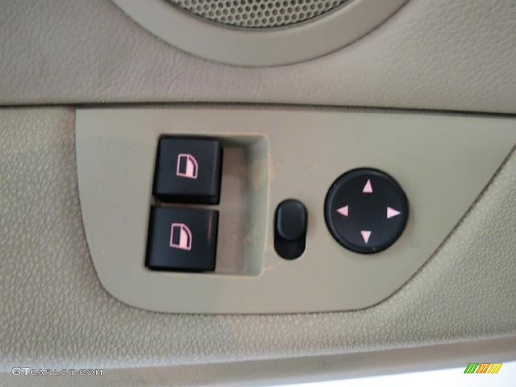 2005 BMW Z4 2.5i Roadster Controls Photo #82384186