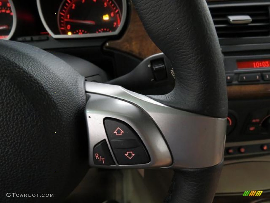 2005 BMW Z4 2.5i Roadster Controls Photo #82384309