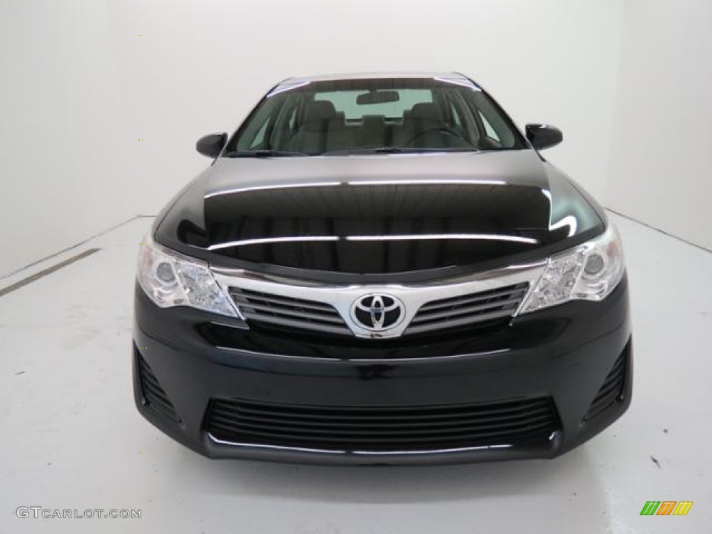 2013 Camry L - Attitude Black Metallic / Ash photo #2