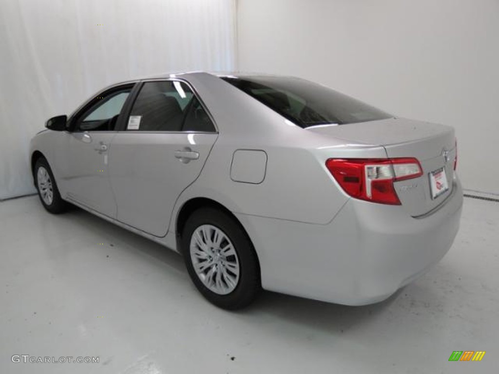 2013 Camry LE - Classic Silver Metallic / Ash photo #19