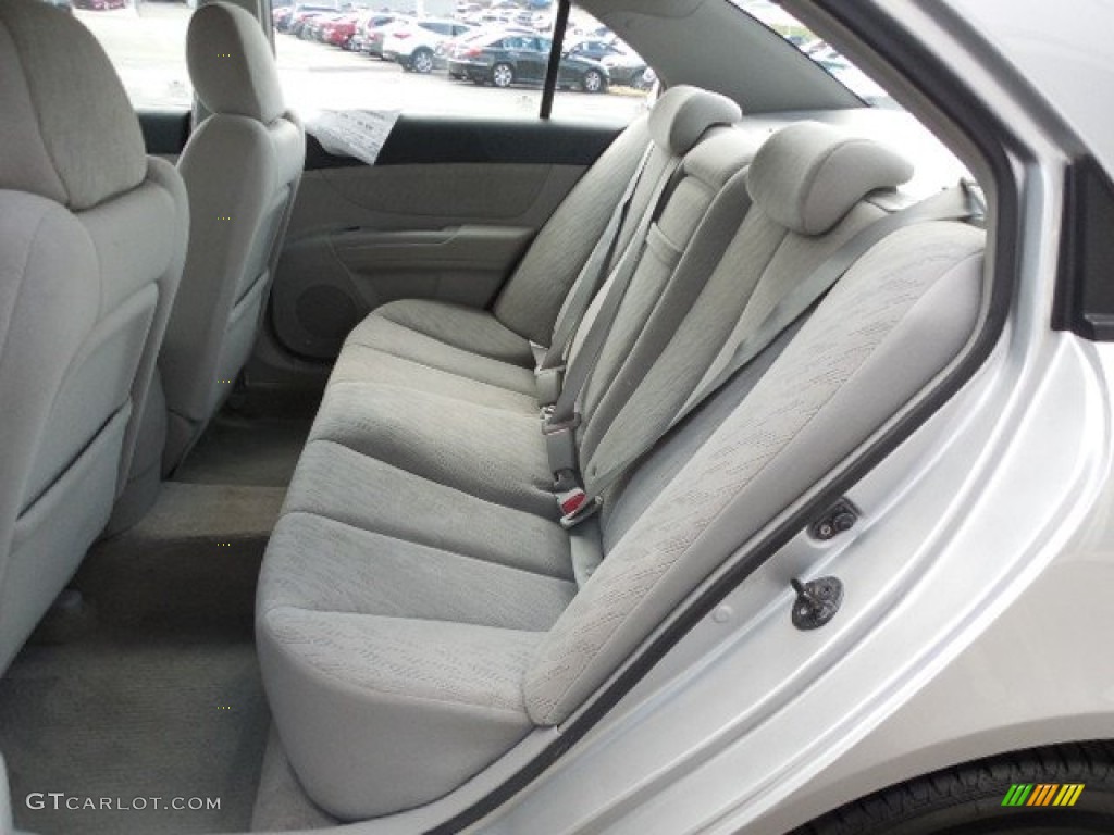 2006 Hyundai Sonata GL Rear Seat Photos