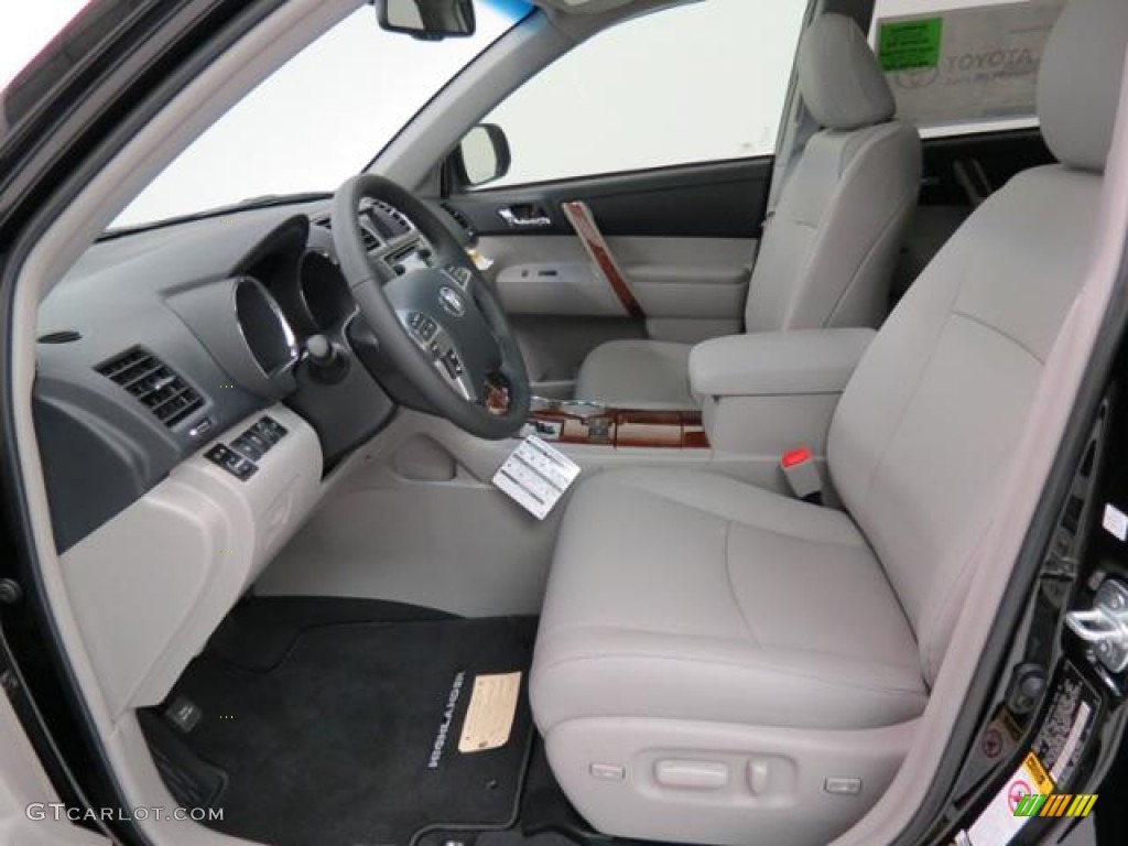 Ash Interior 2013 Toyota Highlander Limited Photo #82387439