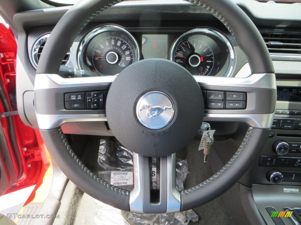 2014 Ford Mustang GT/CS California Special Coupe Steering Wheel Photos