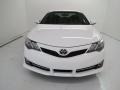 Super White - Camry SE Photo No. 2
