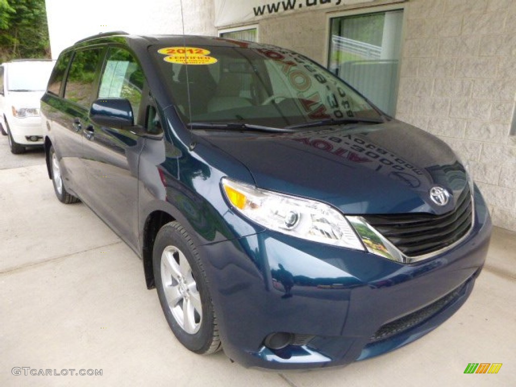 2012 Sienna LE - South Pacific Pearl / Bisque photo #7