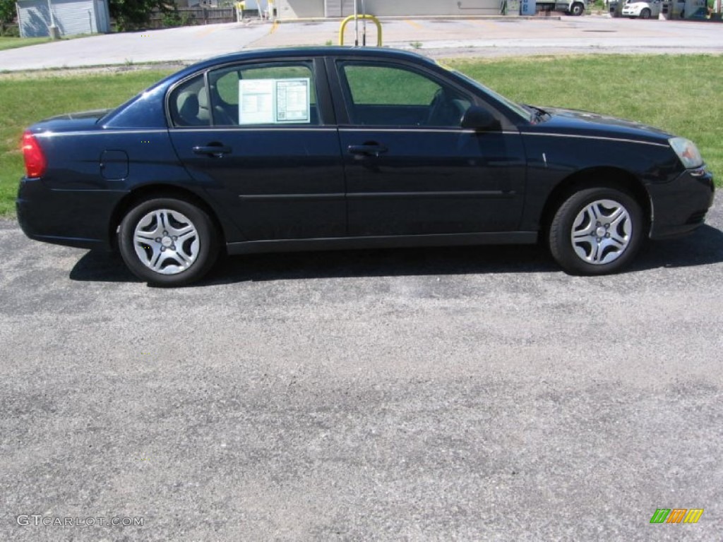 2004 Malibu Sedan - Navy Blue Metallic / Neutral photo #2