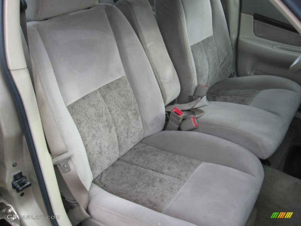 2004 Impala  - Sandstone Metallic / Neutral Beige photo #10