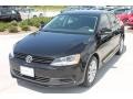 Black - Jetta SE Sedan Photo No. 3