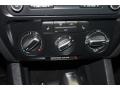 Black - Jetta SE Sedan Photo No. 19