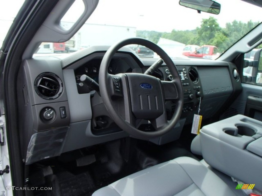 2013 F250 Super Duty XL Regular Cab 4x4 Chassis - Oxford White / Steel photo #12