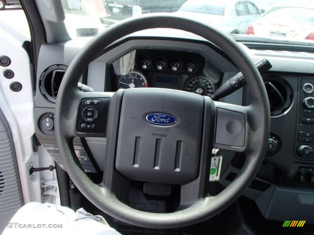 2013 Ford F250 Super Duty XL Regular Cab 4x4 Chassis Steel Steering Wheel Photo #82398248