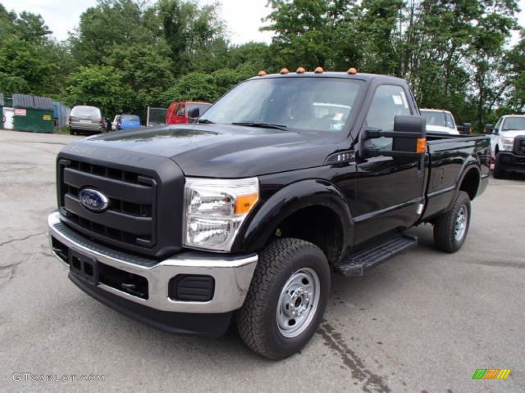 2013 F350 Super Duty XL Regular Cab 4x4 - Tuxedo Black Metallic / Steel photo #4