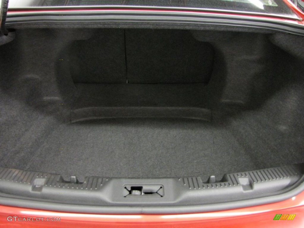 2010 Ford Taurus SEL AWD Trunk Photos