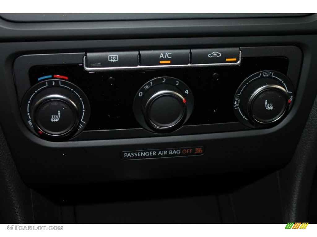 2013 Volkswagen GTI 4 Door Wolfsburg Edition Controls Photo #82402461