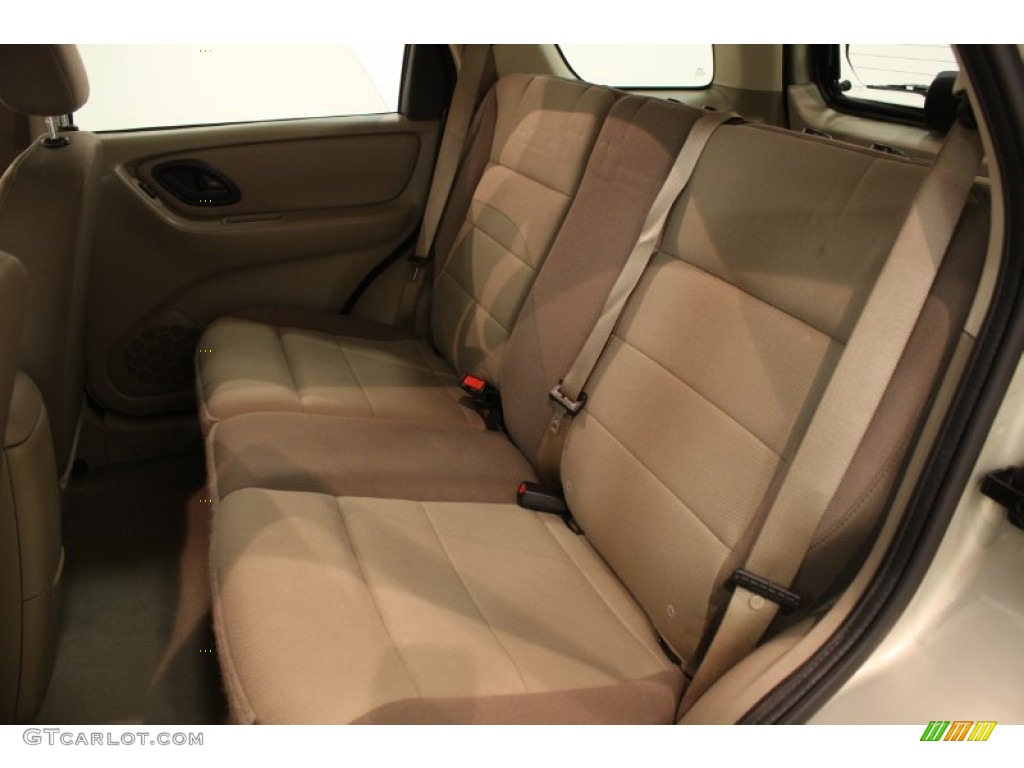 2005 Ford Escape XLS Rear Seat Photos
