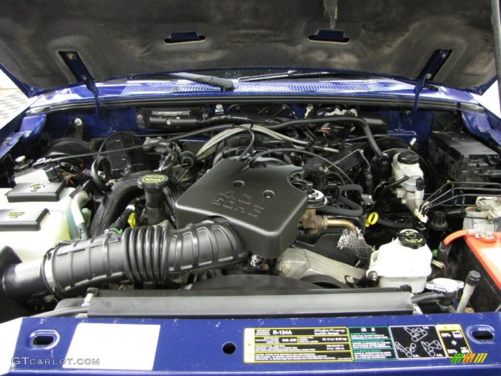 2004 Ford Ranger XLT SuperCab 4x4 Engine Photos