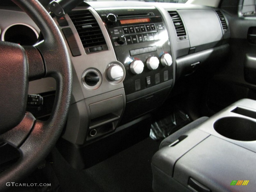 2010 Tundra Double Cab 4x4 - Super White / Black photo #22