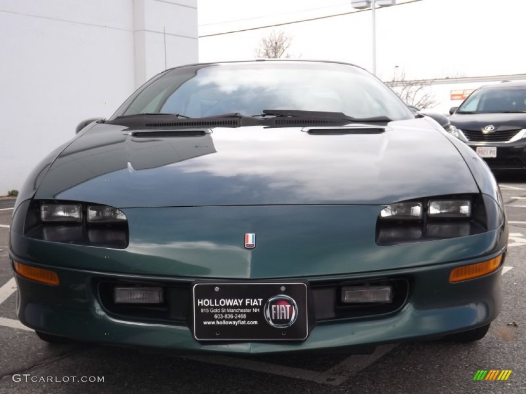 1995 Camaro Z28 Coupe - Polo Green Metallic / Dark Gray photo #2