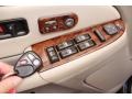 2001 Chevrolet Suburban 2500 LT 4x4 Controls