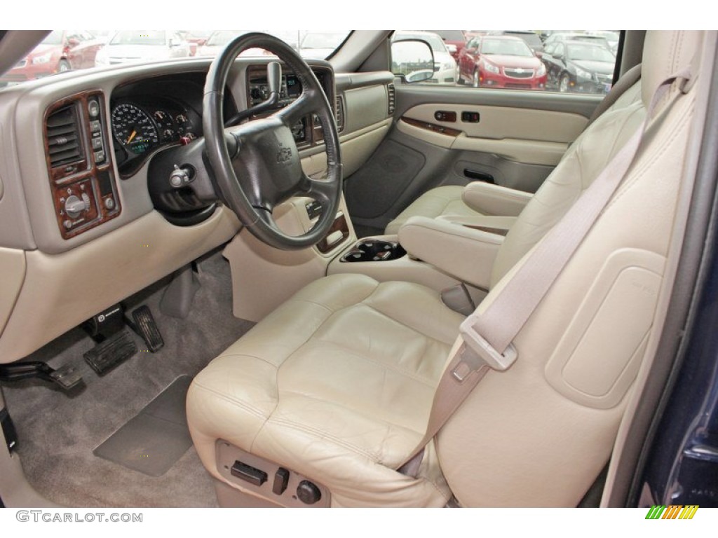 Tan Interior 2001 Chevrolet Suburban 2500 LT 4x4 Photo #82407092