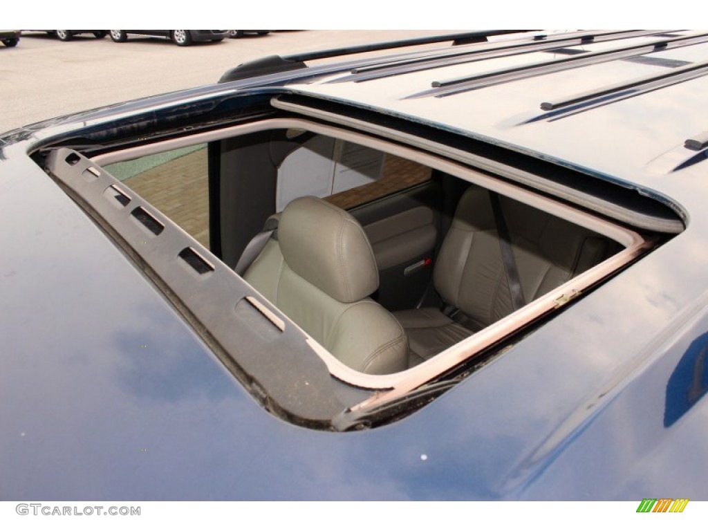 2001 Chevrolet Suburban 2500 LT 4x4 Sunroof Photo #82407387