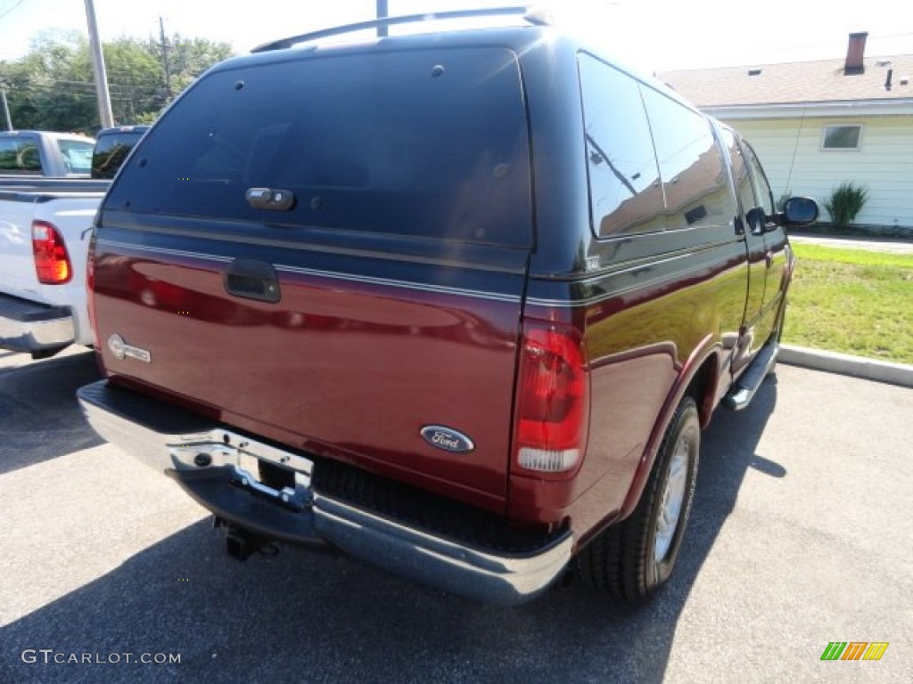 2003 F150 Heritage Edition Supercab 4x4 - Toreador Red Metallic / Black/Red photo #2