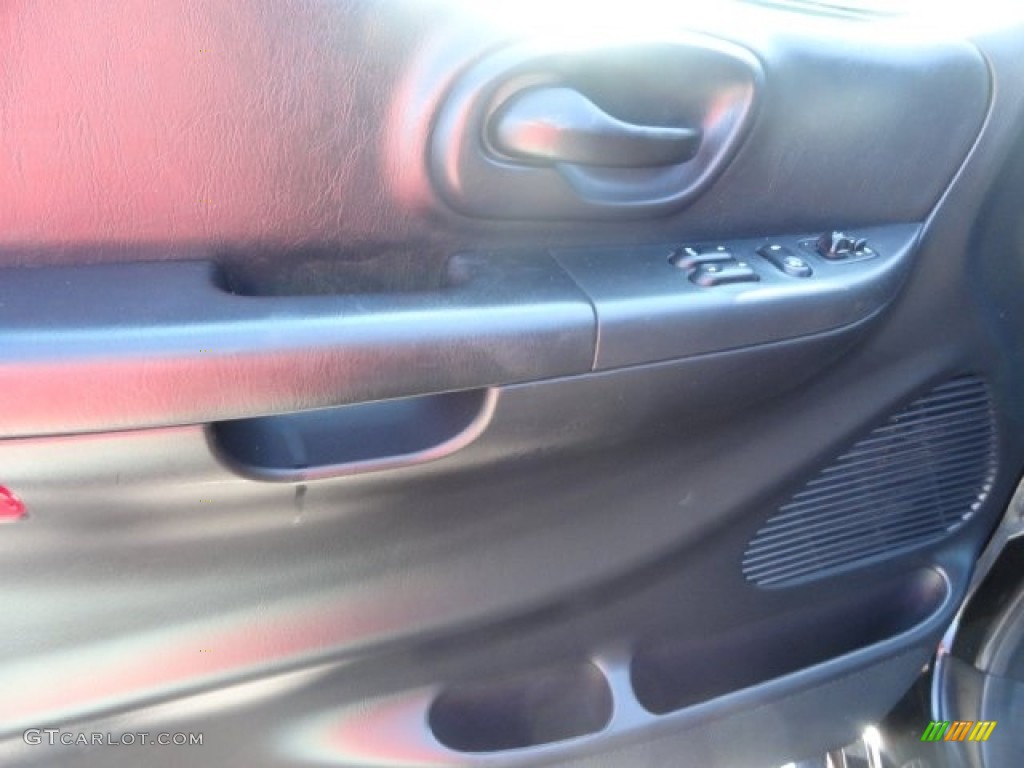 2003 F150 Heritage Edition Supercab 4x4 - Toreador Red Metallic / Black/Red photo #4