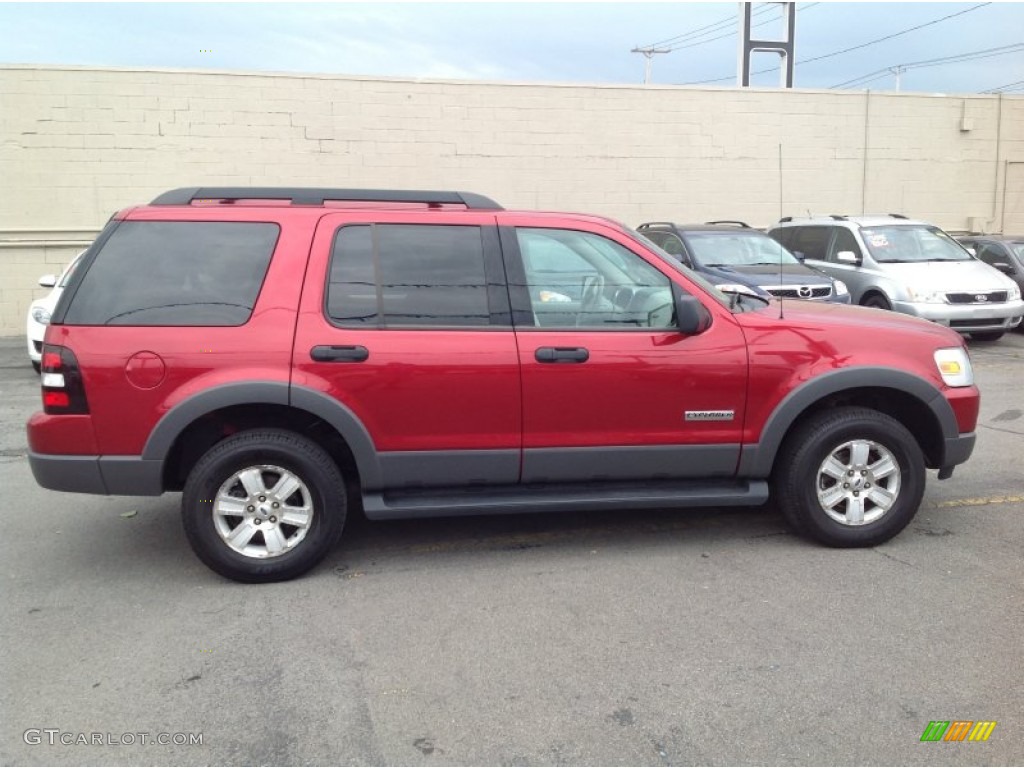2006 Explorer XLT 4x4 - Redfire Metallic / Stone photo #7