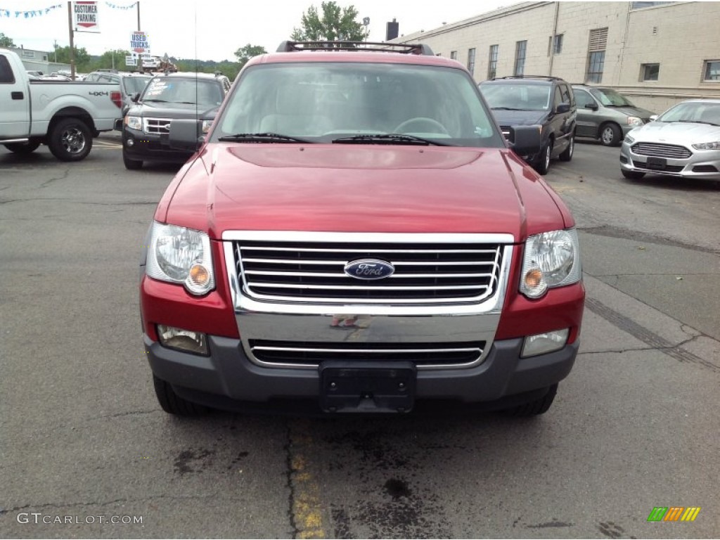 2006 Explorer XLT 4x4 - Redfire Metallic / Stone photo #9