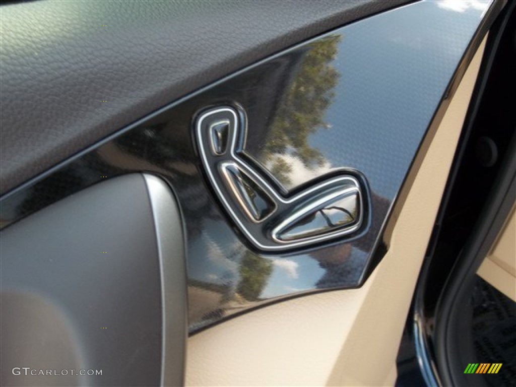 2013 Azera  - Midnight Blue Pearl / Camel photo #28