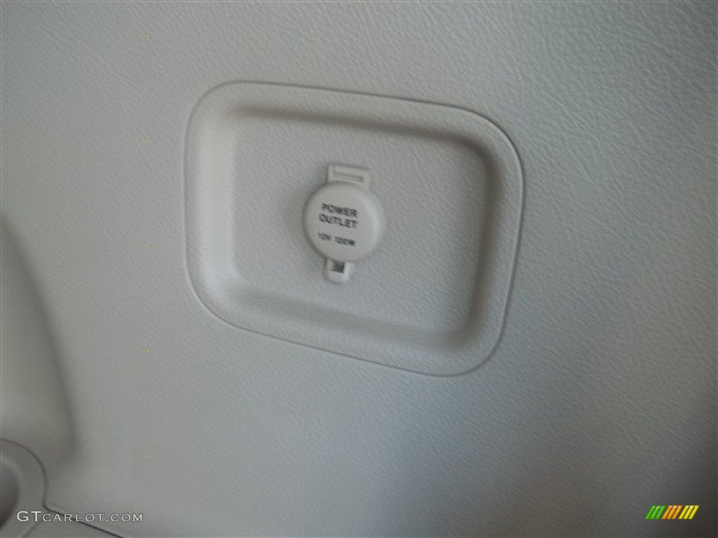 2012 Veracruz Limited - Sahara Bronze / Beige photo #18