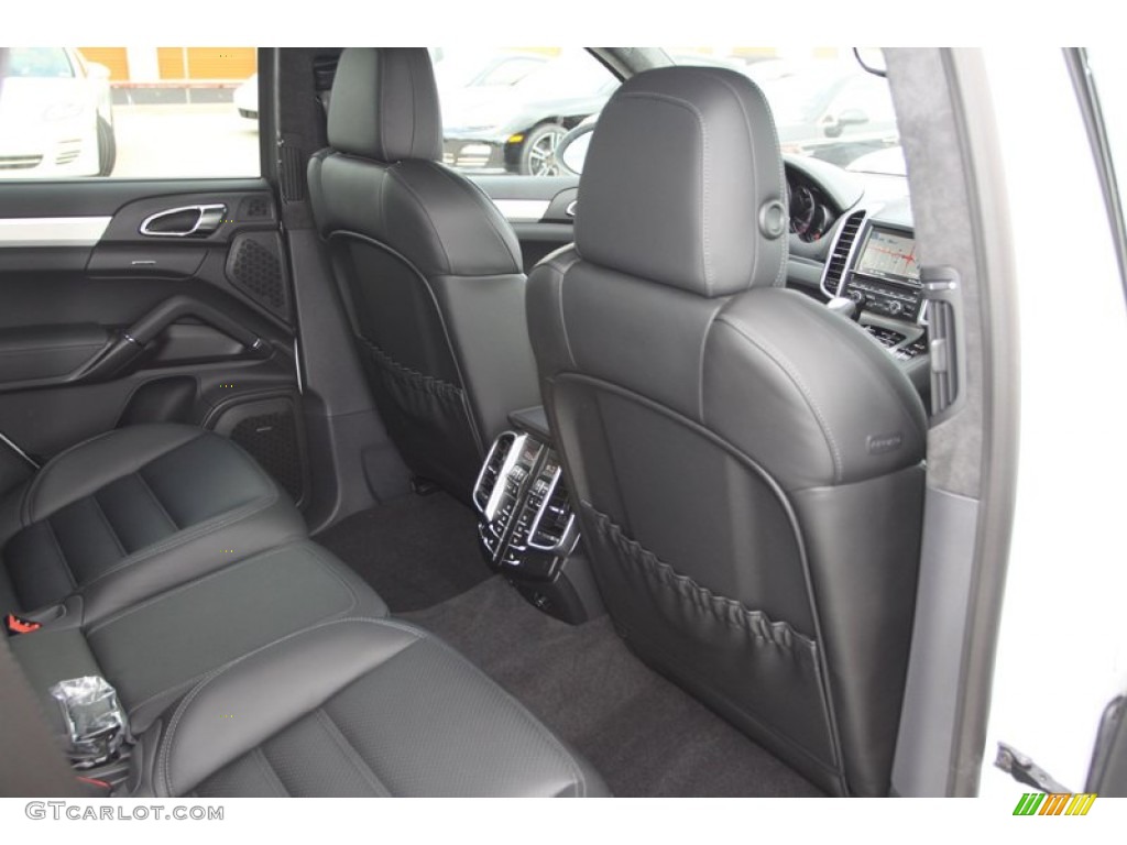 2013 Porsche Cayenne Turbo Rear Seat Photo #82411015