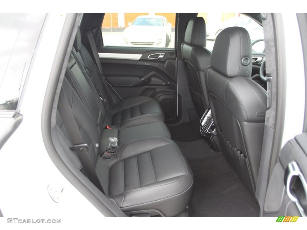 2013 Porsche Cayenne Turbo Rear Seat Photo #82411041