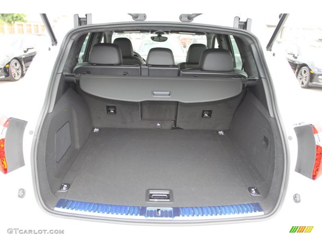2013 Porsche Cayenne Turbo Trunk Photo #82411062