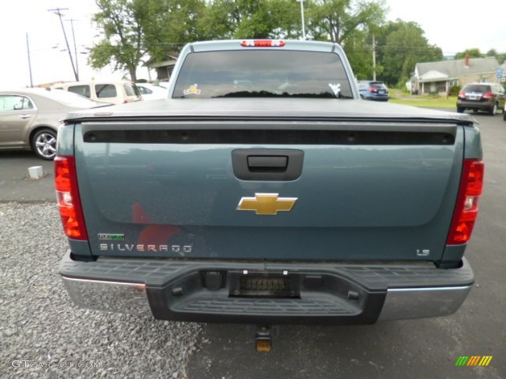 2011 Silverado 1500 LS Crew Cab 4x4 - Blue Granite Metallic / Dark Titanium photo #6