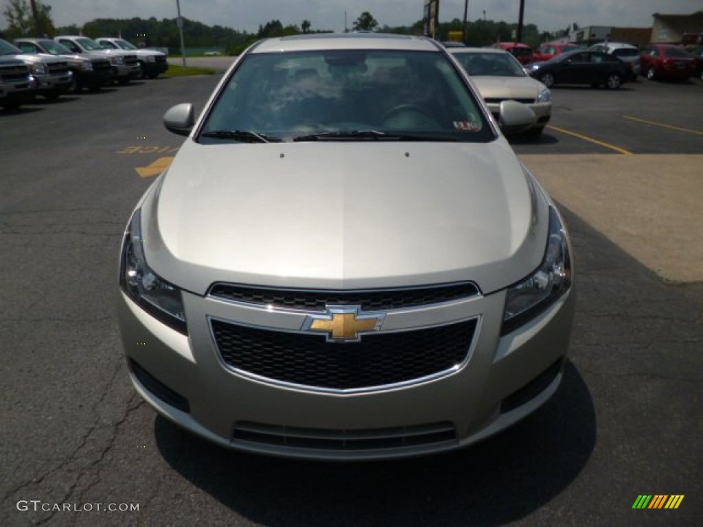 Champagne Silver Metallic 2014 Chevrolet Cruze LT Exterior Photo #82412014