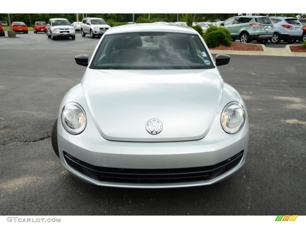 2012 Beetle 2.5L - Reflex Silver Metallic / Titan Black photo #2