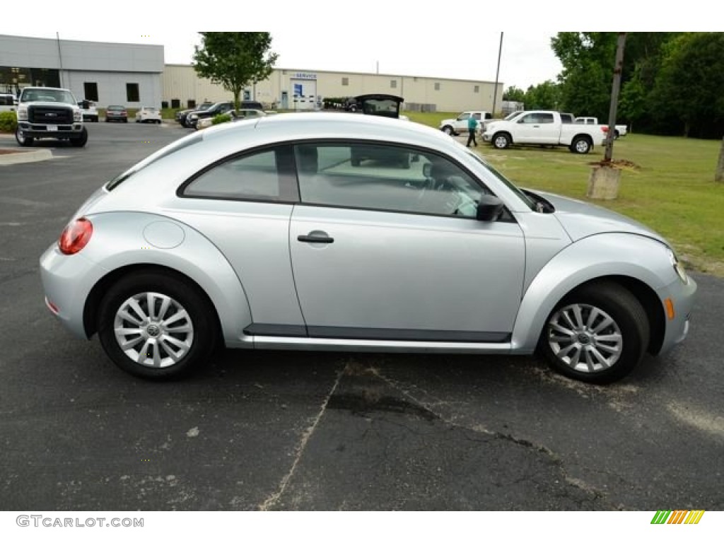 2012 Beetle 2.5L - Reflex Silver Metallic / Titan Black photo #4