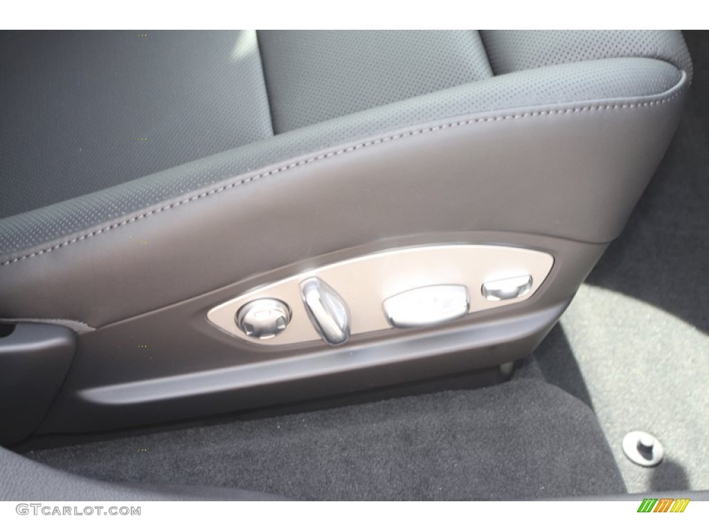 2013 Porsche Panamera Turbo Controls Photo #82412565